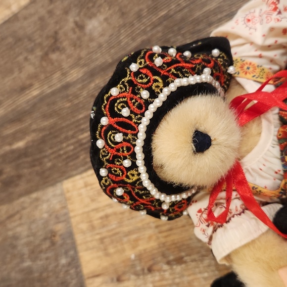 Muffy Vanderbear - Picture 3 of 7